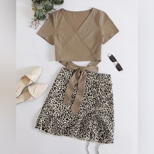 Casual Two-piece Set, Lace Up V-neck T-shirt & Leopard Print Drawstring Skirt